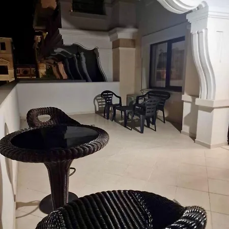 Life Private Апартамент